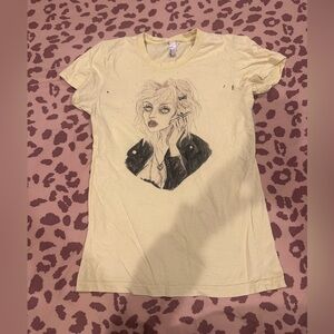 Vintage Courtney Love Women's Graphic pale baby Yellow T-Shirt